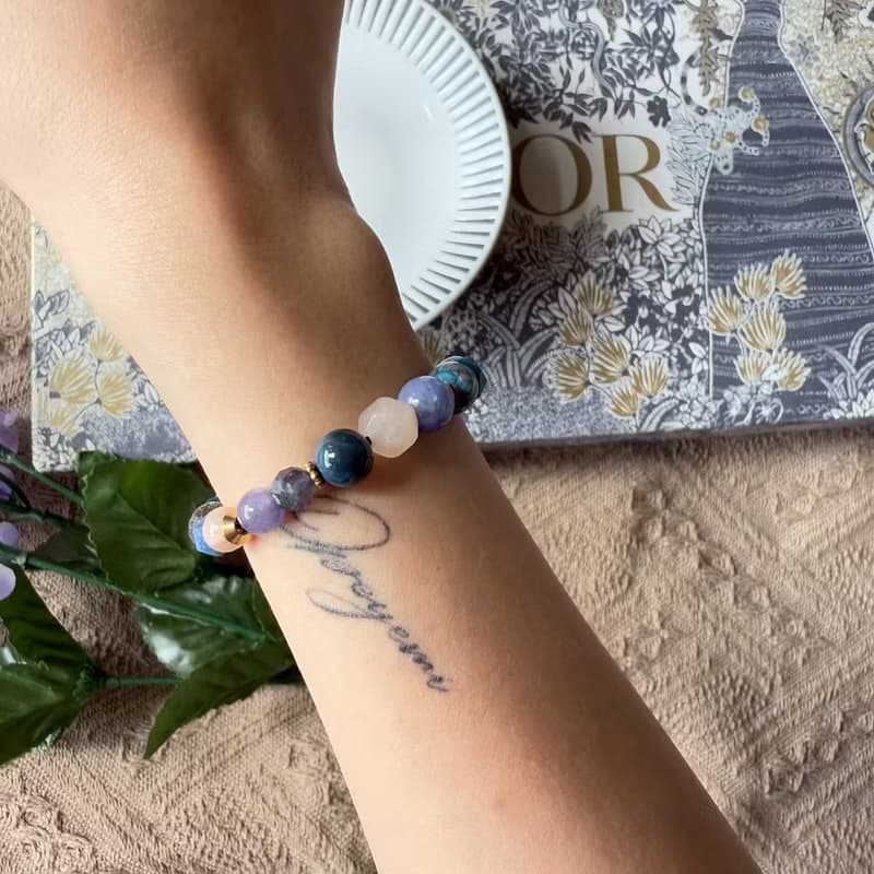 雨彩溫柔體貼彈性手鍊