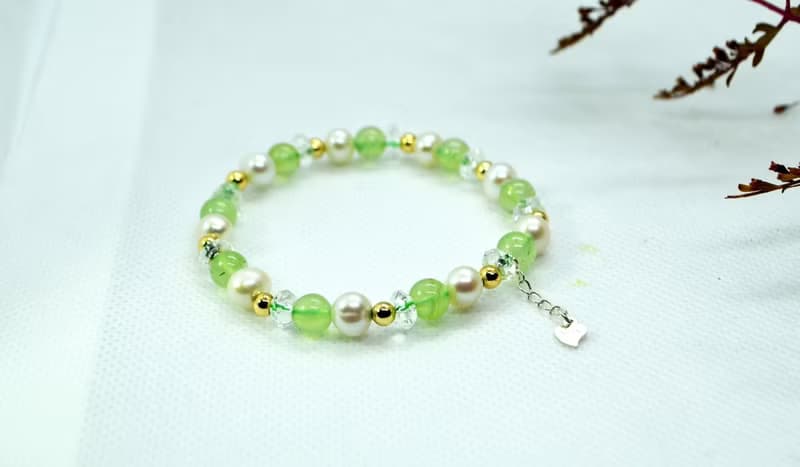 幸運之夏 天然葡萄石/淡水珍珠/白水晶手鍊