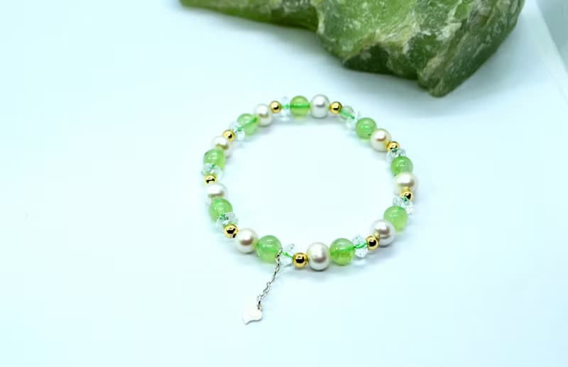 幸運之夏 天然葡萄石/淡水珍珠/白水晶手鍊