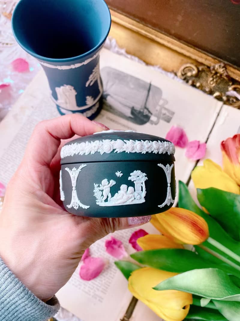 英國製Wedgwood jasper黑色浮雕希臘神話珠寶盒飾品盒情人節禮物