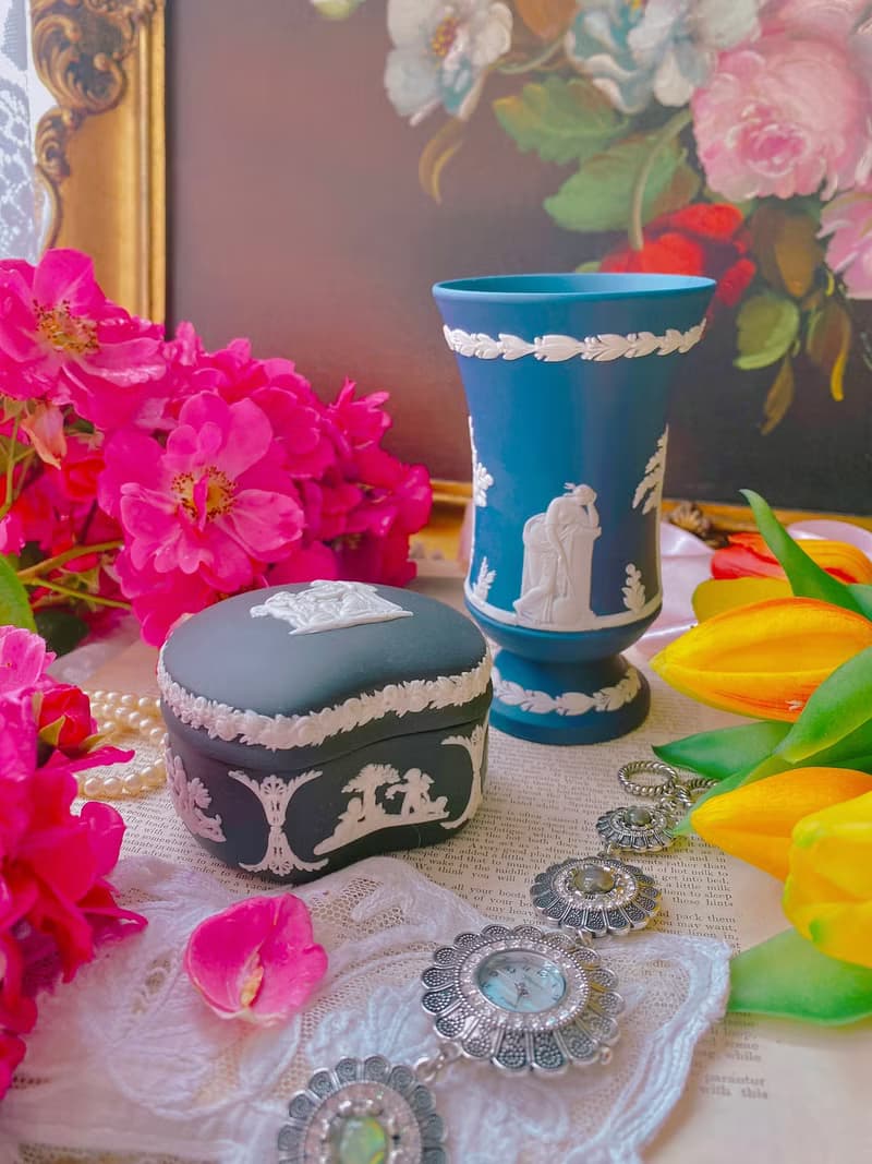 英國製Wedgwood jasper黑色浮雕希臘神話珠寶盒飾品盒情人節禮物