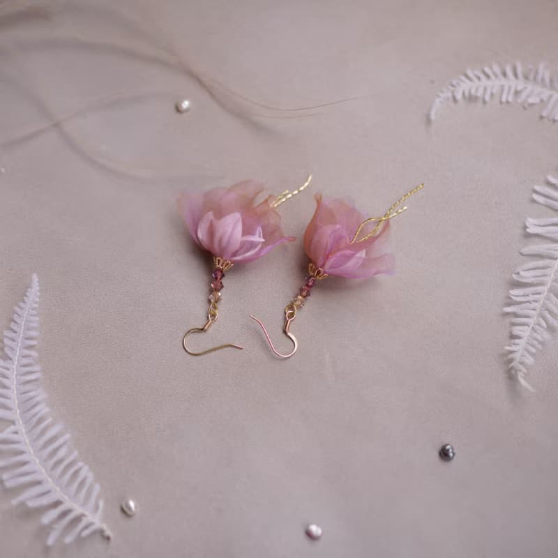 Sara 粉橘雙色金屬鏈條紗花耳環
