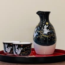 【結婚禮】九谷燒-晩酌揃 玉兔(附漆器托盤)