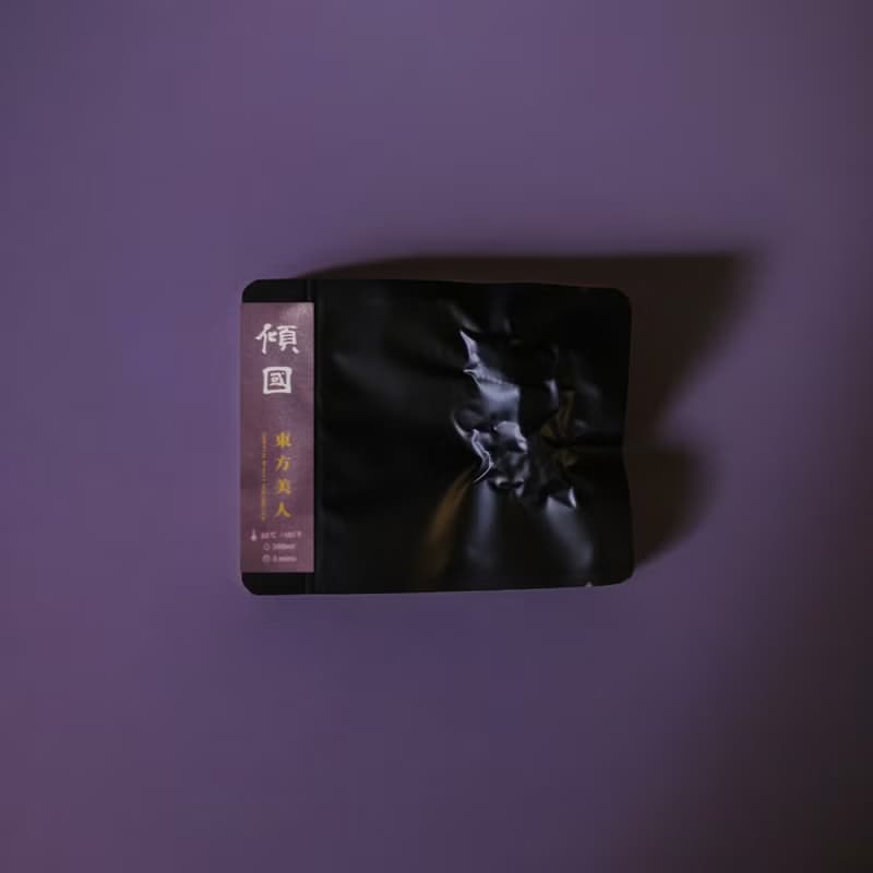 【 傾國 東方美人茶包 】獨立真空鎖味包裝(8包)臺灣原葉三角茶包