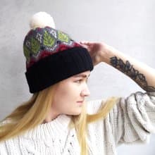 Warm knitted jacquard pompom hat | レディース帽子