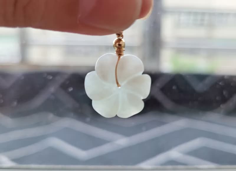 【親翠】天然翡翠 冰嬌雞蛋花花型美14K金釦頭皮繩鎖骨鏈