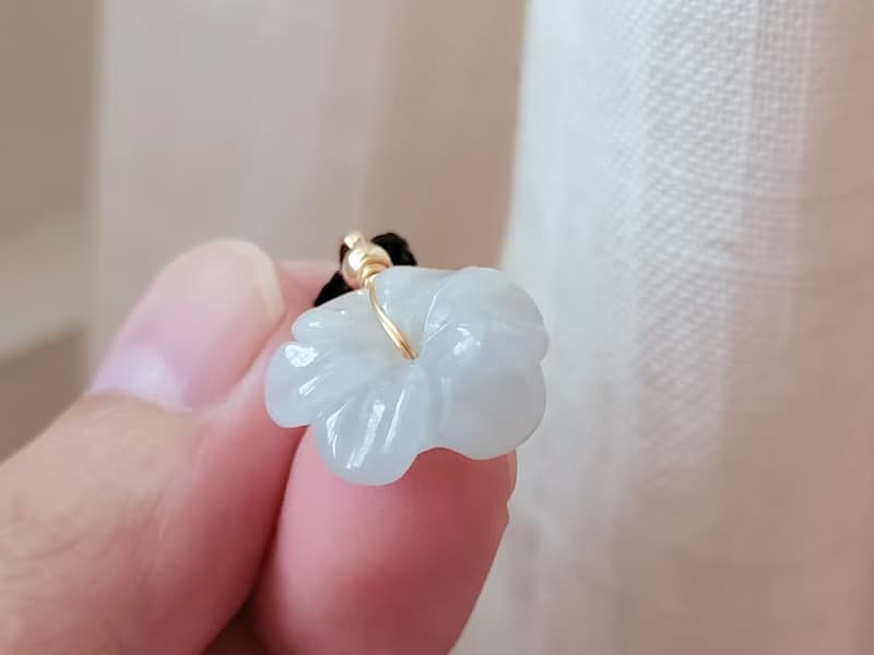 【親翠】天然翡翠 冰嬌雞蛋花花型美14K金釦頭皮繩鎖骨鏈
