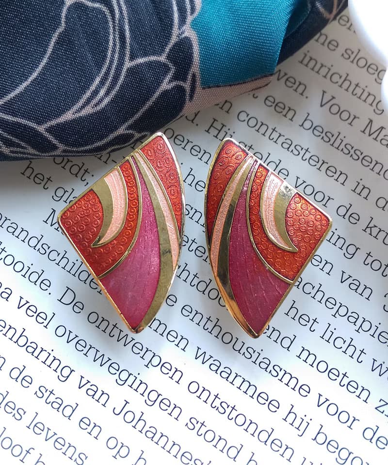 Vintage Jewelry 西洋古董飾品 景泰藍 紅色調 對稱線條 夾式耳環