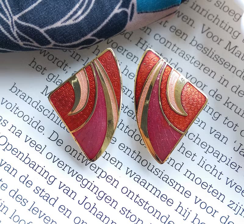 Vintage Jewelry 西洋古董飾品 景泰藍 紅色調 對稱線條 夾式耳環