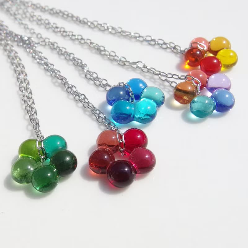 小さなお花ガラス(ぷちはな【オレンジ】)チェーンネックレス【綿紐、シルバー925選べます】【受注制作】