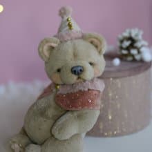 artist stuffed  bear  Noel