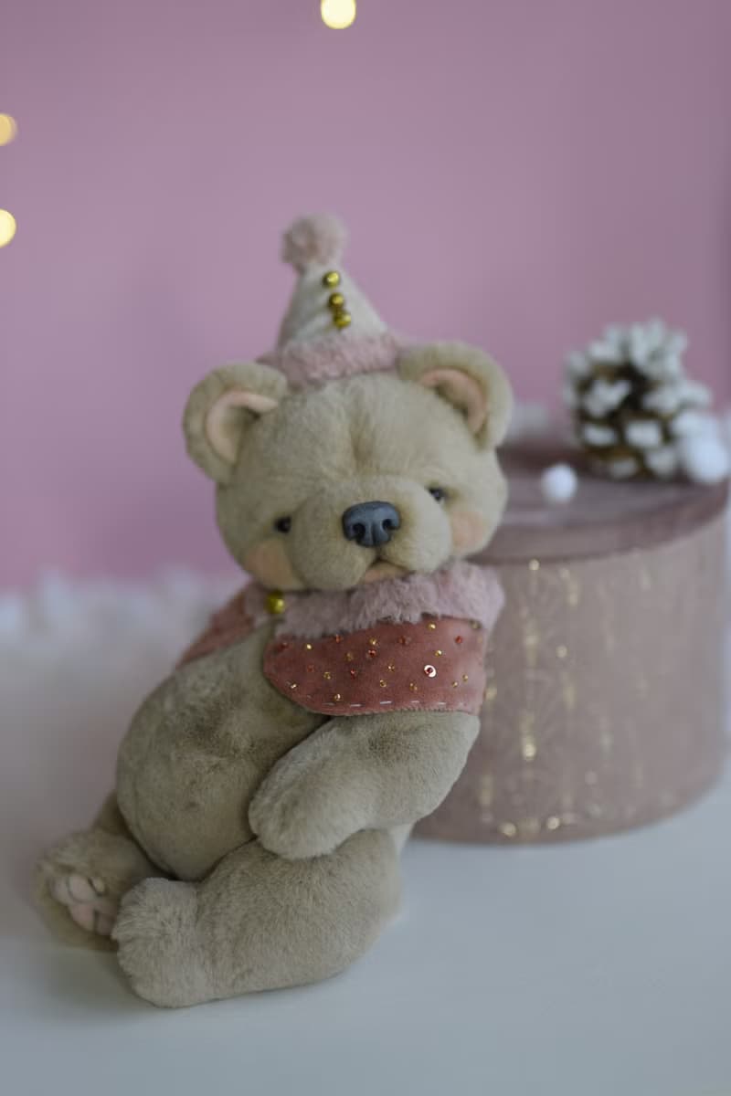 artist stuffed  bear  Noel
