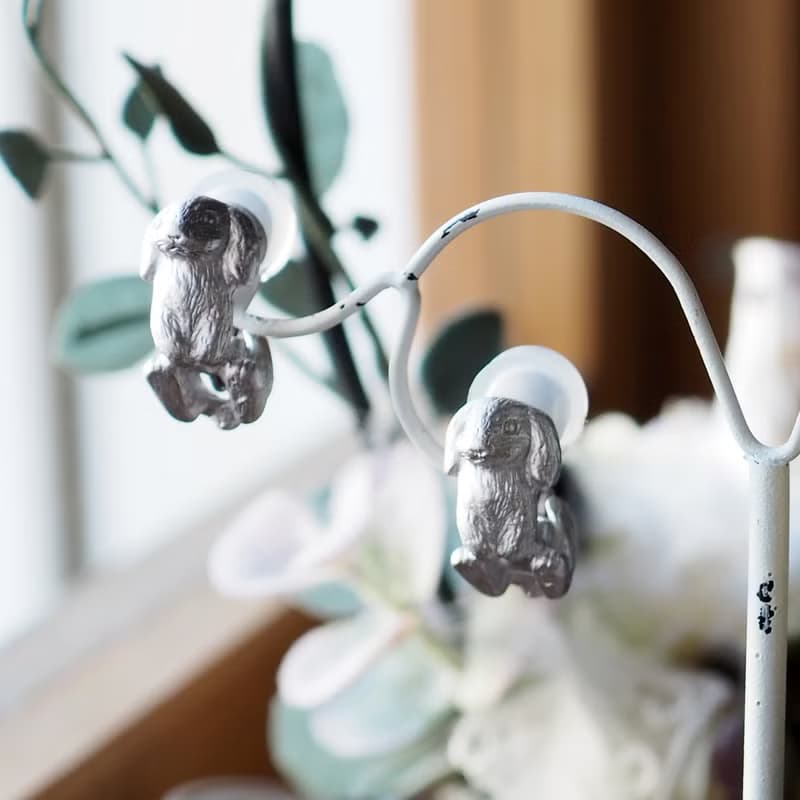 うさぎイヤリング 片耳 ロップイヤー マットシルバー