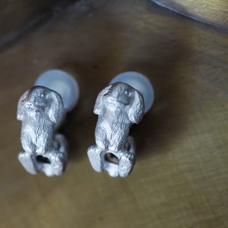 うさぎイヤリング 片耳 ロップイヤー マットシルバー