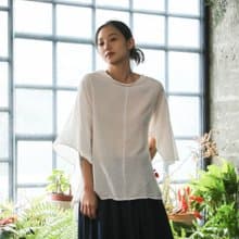 OMAKE 小翅膀五分袖上衣 / 嫘縈 米白
