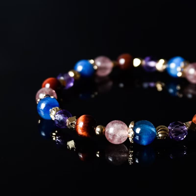 璀璨星塵 // 紅虎眼石藍晶石草莓晶紫水晶 手鍊 // 勇氣 智慧