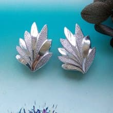 Vintage Jewelry 西洋古董飾品 銀色調 細葉 夾式耳環