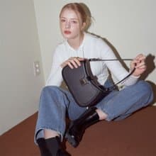 韓國ZURI BAG | 黑色銀扣 | 法棍包 | 側背包 斜孭袋