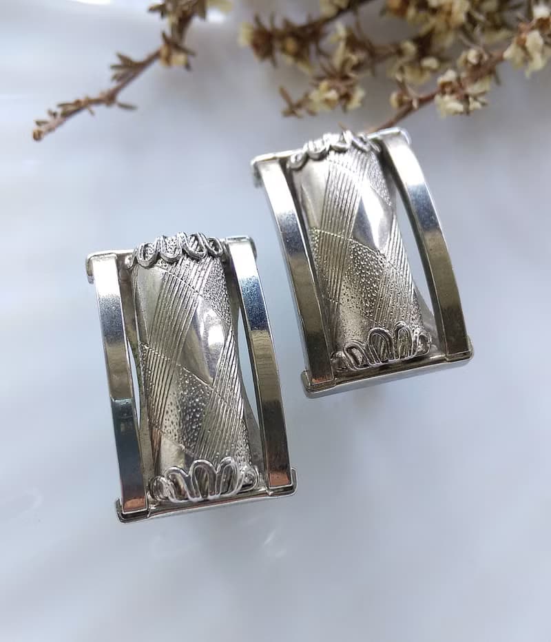 Vintage Jewelry 西洋古董飾品 銀色調 個性 立體 夾式耳環