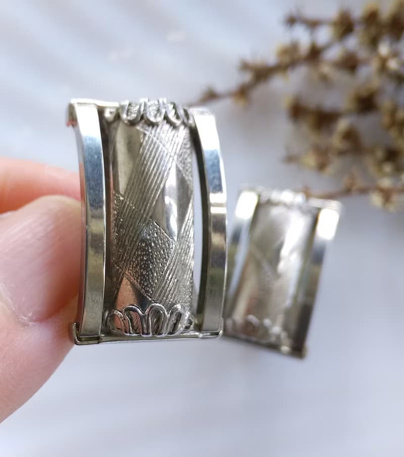 Vintage Jewelry 西洋古董飾品 銀色調 個性 立體 夾式耳環