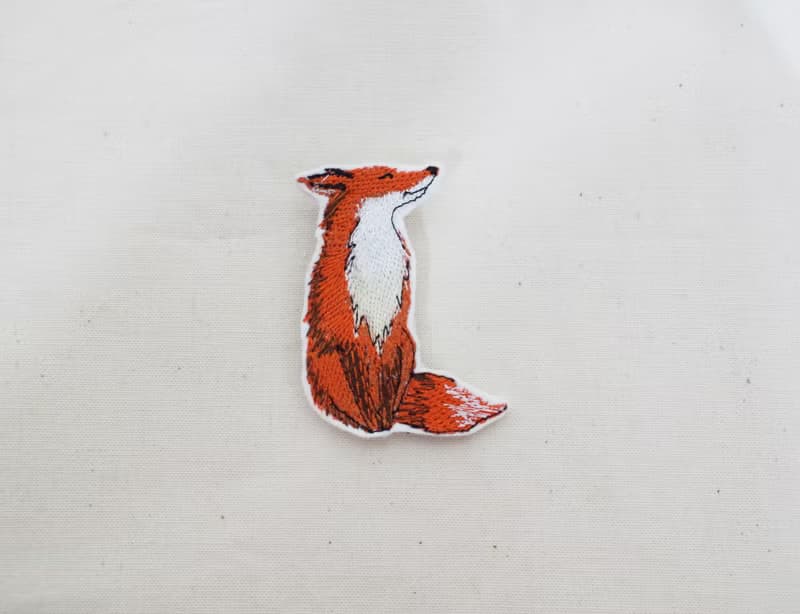 狐狸 刺繡別針 /刺繡貼(1個) __ 刺繡、聖誕禮物、插畫、免運