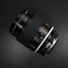 【經典古物】Nikon Micro Nikkor 105mm F4 (1977) Ai-s 微距鏡頭
