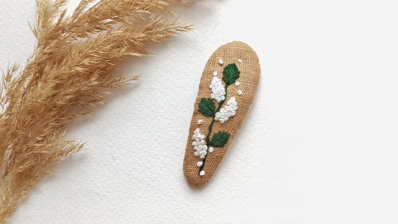 刺繡髮夾黃色漿果髮夾亞麻按扣