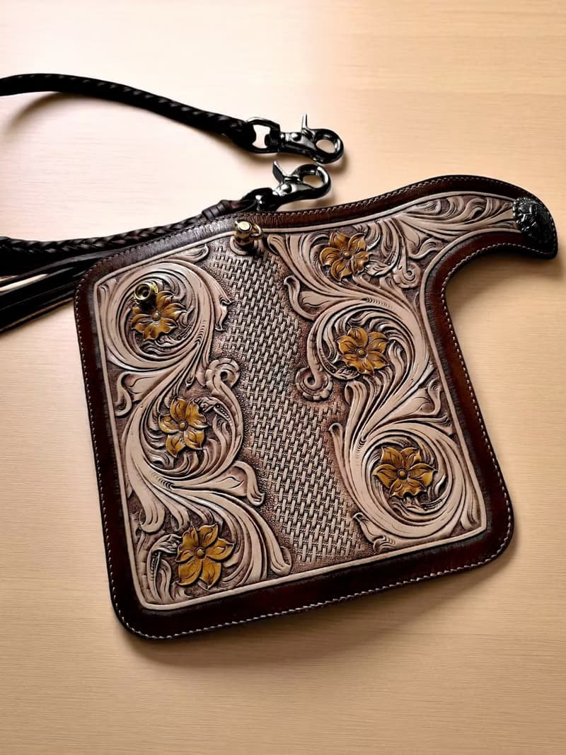 Vegetable Tooled Leather Long Wallet for Men and Women  / JNL-WA003