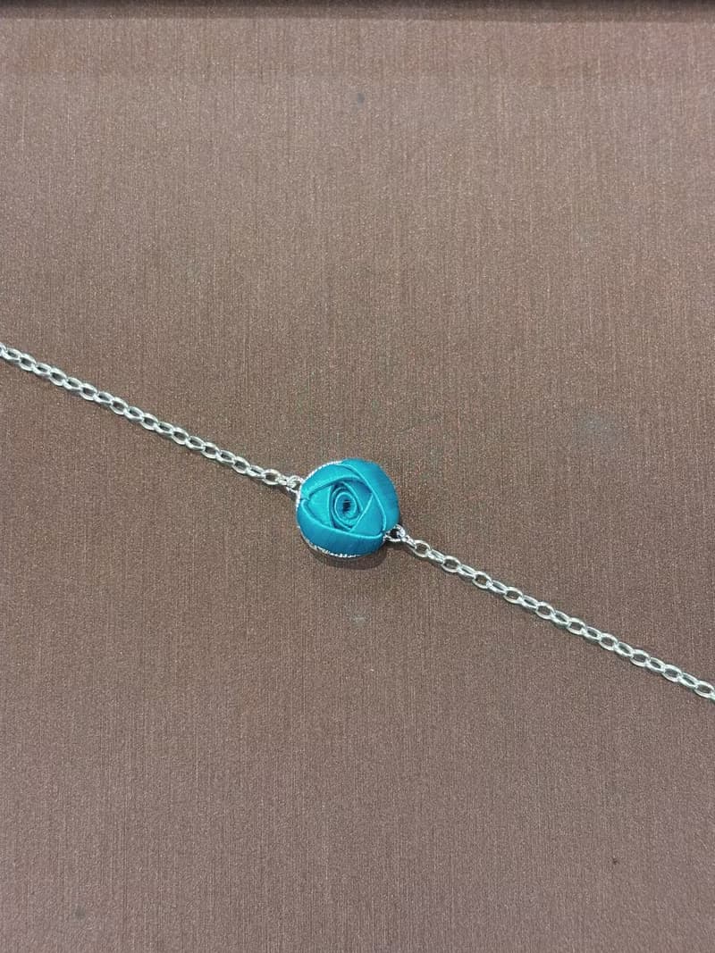 Re-Re蠶絲金工—單朵小玫瑰手鍊(可調式)