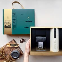 嶾。 阿里山精品禮盒 Taiwan Alishan Oolong Tea & Coffee