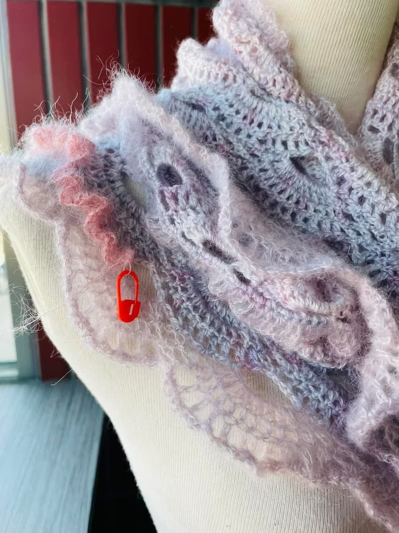 革物製織|手染蠶絲羊毛海披肩圍巾_blackpink系