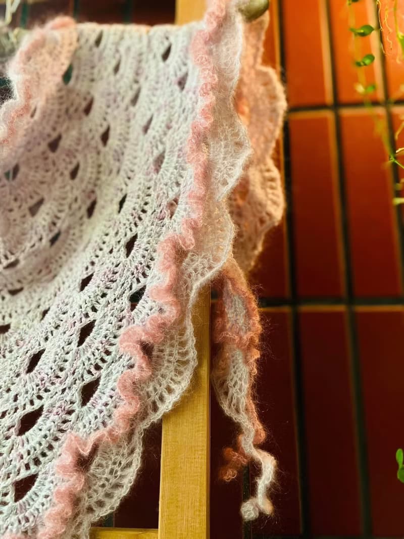 革物製織|手染蠶絲羊毛海披肩圍巾_blackpink系