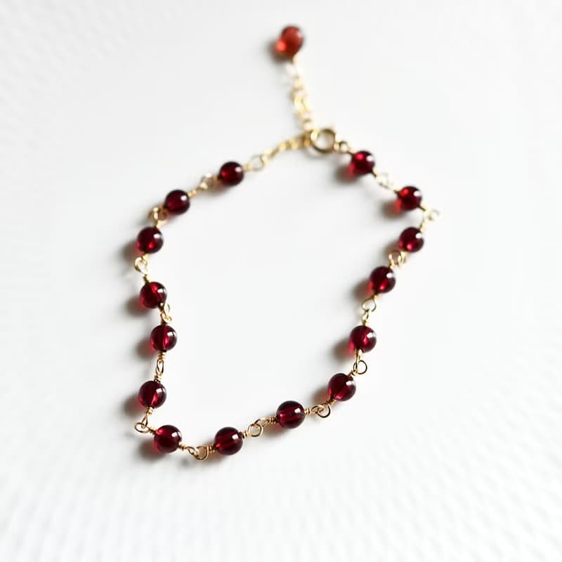 恋の成就 実りの象徴 宝石質 ガーネットのブレスレット 1月誕生石