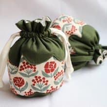 【 MY HANDMADE 】Little Flower 紅綠圓底束口袋 l 日