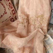 四季適用 可穿戴的藝術品 手工刺繡真絲混麻薄圍巾 幻想中的村落