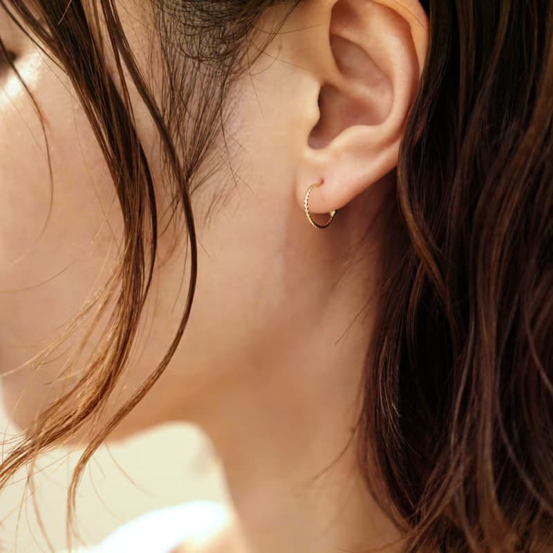 【Palette】 18K 黃金扭曲底座耳環