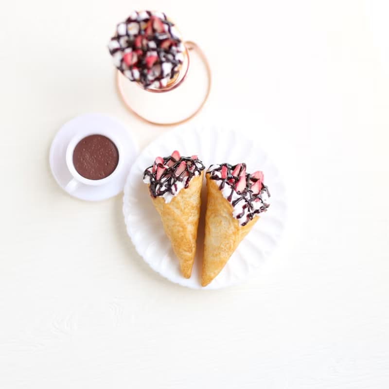 草莓巧克力醬可麗餅 A 耳環 單支 甜點飾品 袖珍 仿真食物