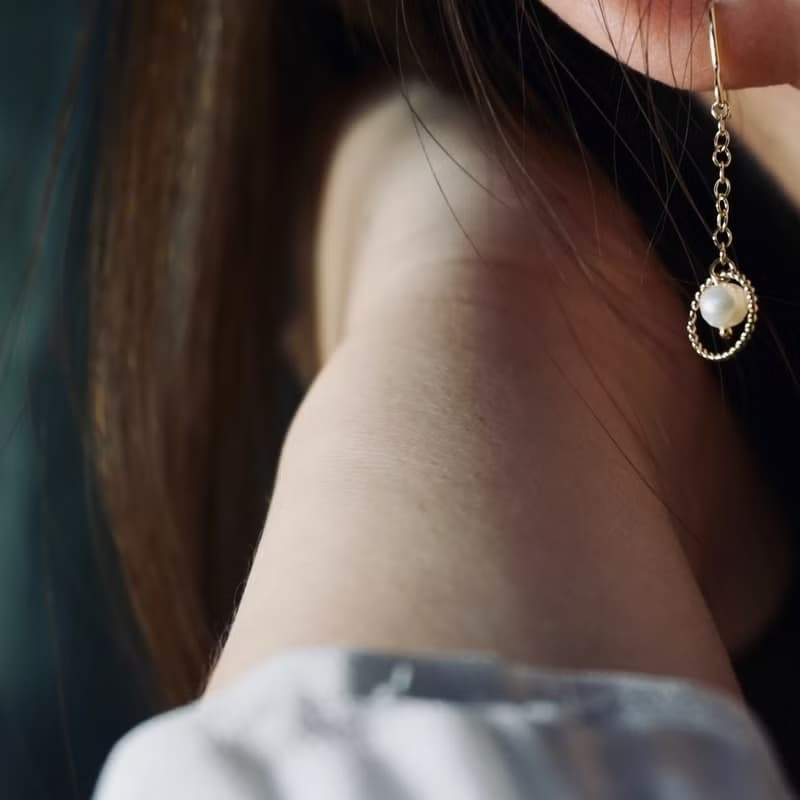 ll 隨著步伐旋轉 ll 珍珠耳環 淡水珍珠 美國14kgf包金 注金 耳勾