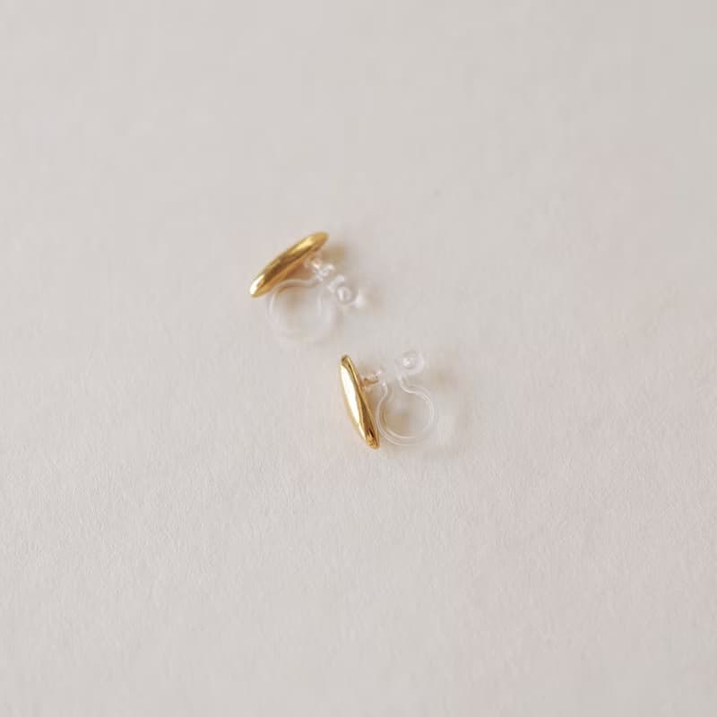 スティックオーバルピアス / イヤリングクリップ