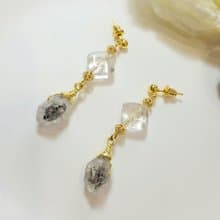 AgIo。閃靈鑽(赫基蒙)/白水晶。手作耳環