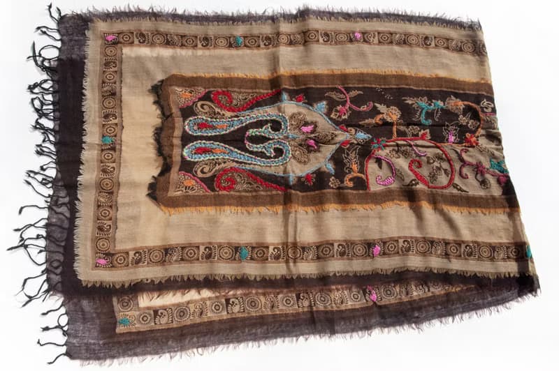 喀什米爾Cashmere/水煮羊毛披肩/針織圍巾/刺繡圍巾/羊絨披巾-花