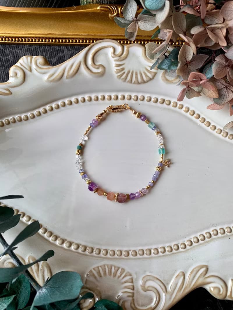 -莊園秘境- 天然水晶手鍊 / 黃銅手鍊