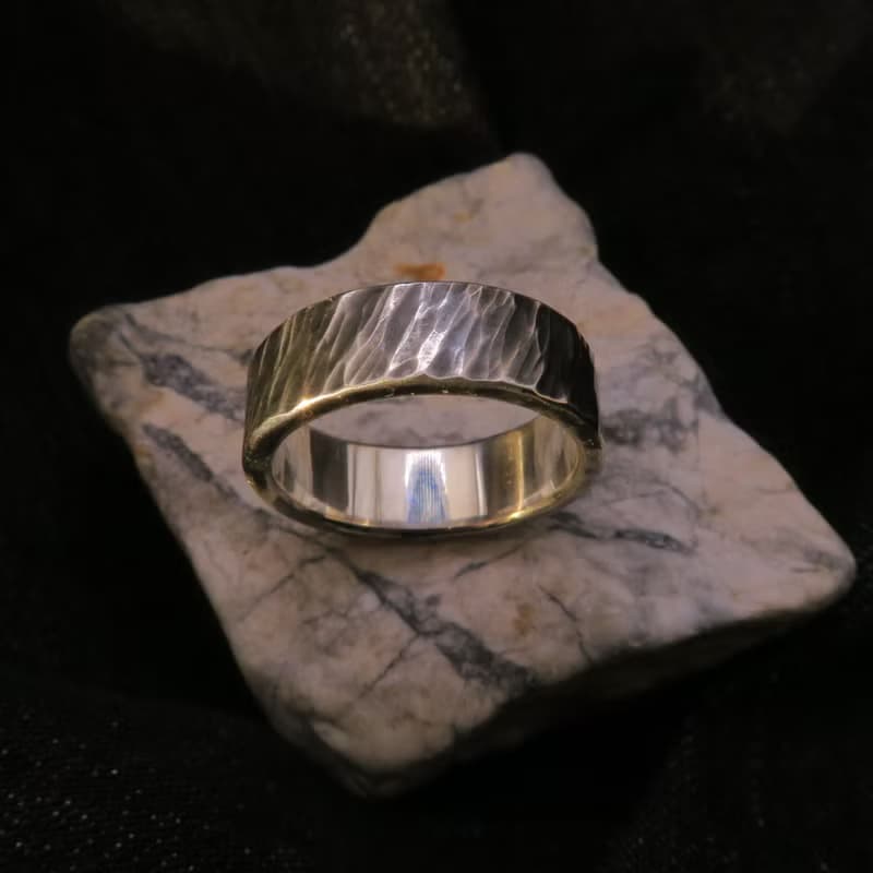 刻痕(黑) 純銀鍛敲戒指 - 寬約6.5mm - 可免費修改戒圍一次