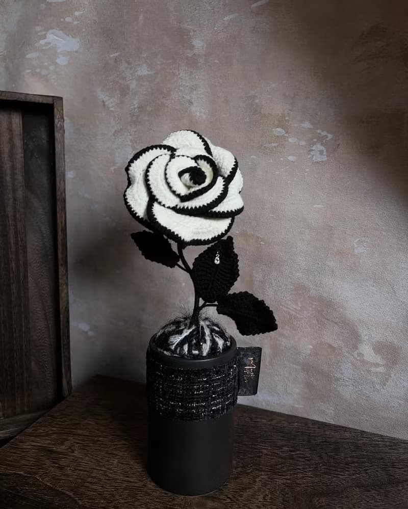 Mustflor 工坊典藏系列 - 玫瑰 -手工針織玫瑰 盆花