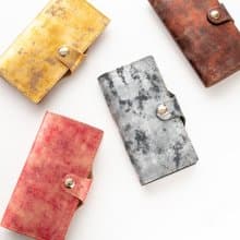 全機種対応 スマホケース 手帳型 ベルト付き 【 ヴィンテージメタリックレザー 】 本革 イタリアンレザー プレゼント ギフト iPhone16 AH08K