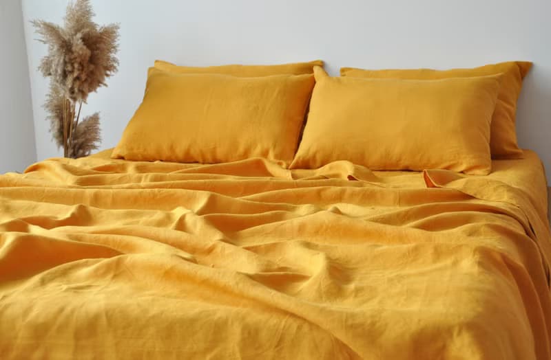 Turmeric linen sheet set / Flat+fitted sheet+2 pillowcases / Yellow bedding