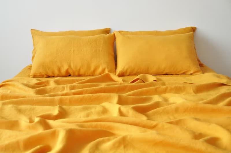 Turmeric linen sheet set / Flat+fitted sheet+2 pillowcases / Yellow bedding