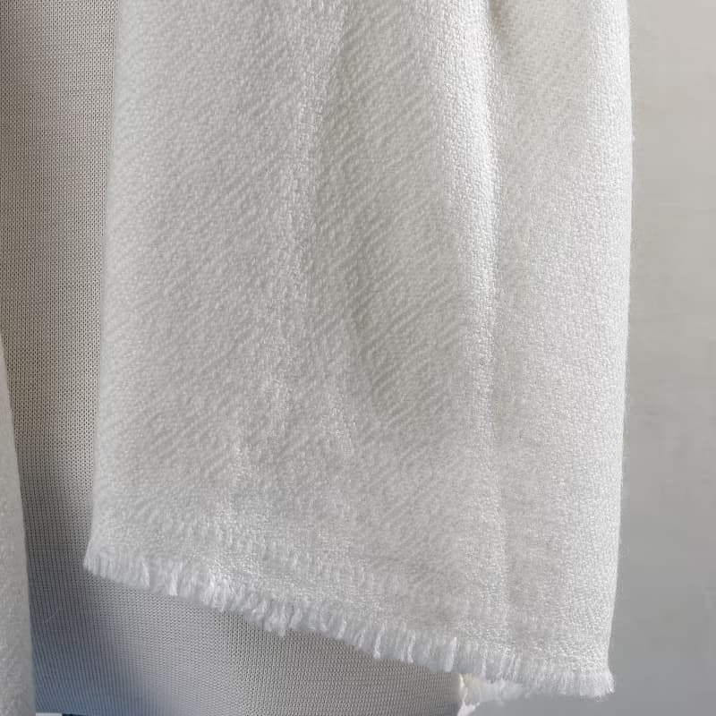 【厚款】喀什米爾羊毛圍巾/披肩  鑽石紋 皓白 手工機織