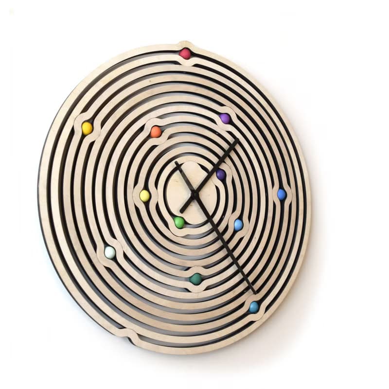 Abacus - 由鐳射切割幾何零件組成的手工木製掛鍾