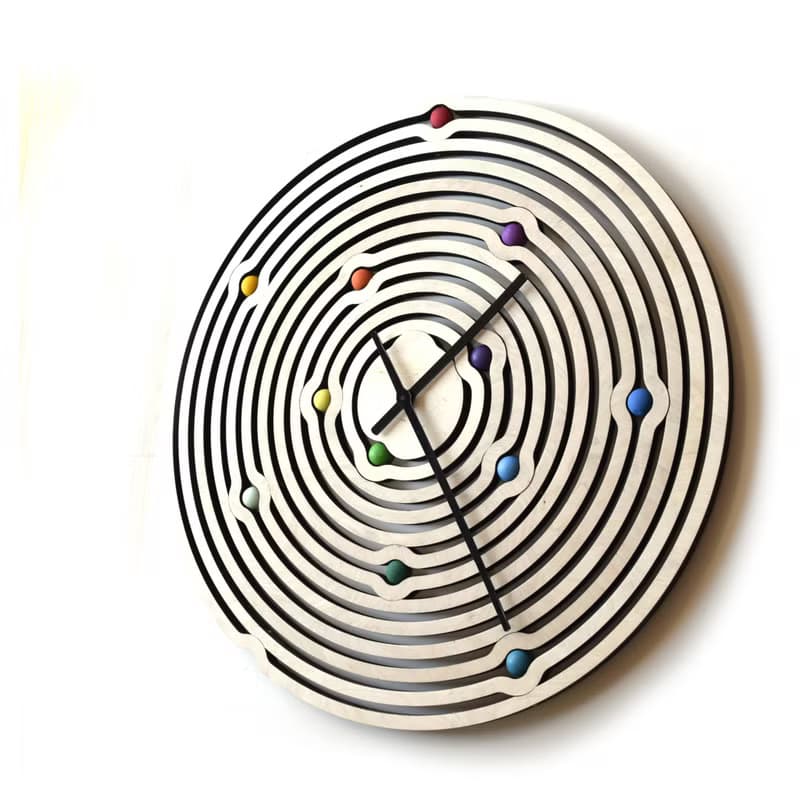 Abacus - 由鐳射切割幾何零件組成的手工木製掛鍾